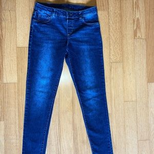 Girls Arizona blue jeans never worn like new